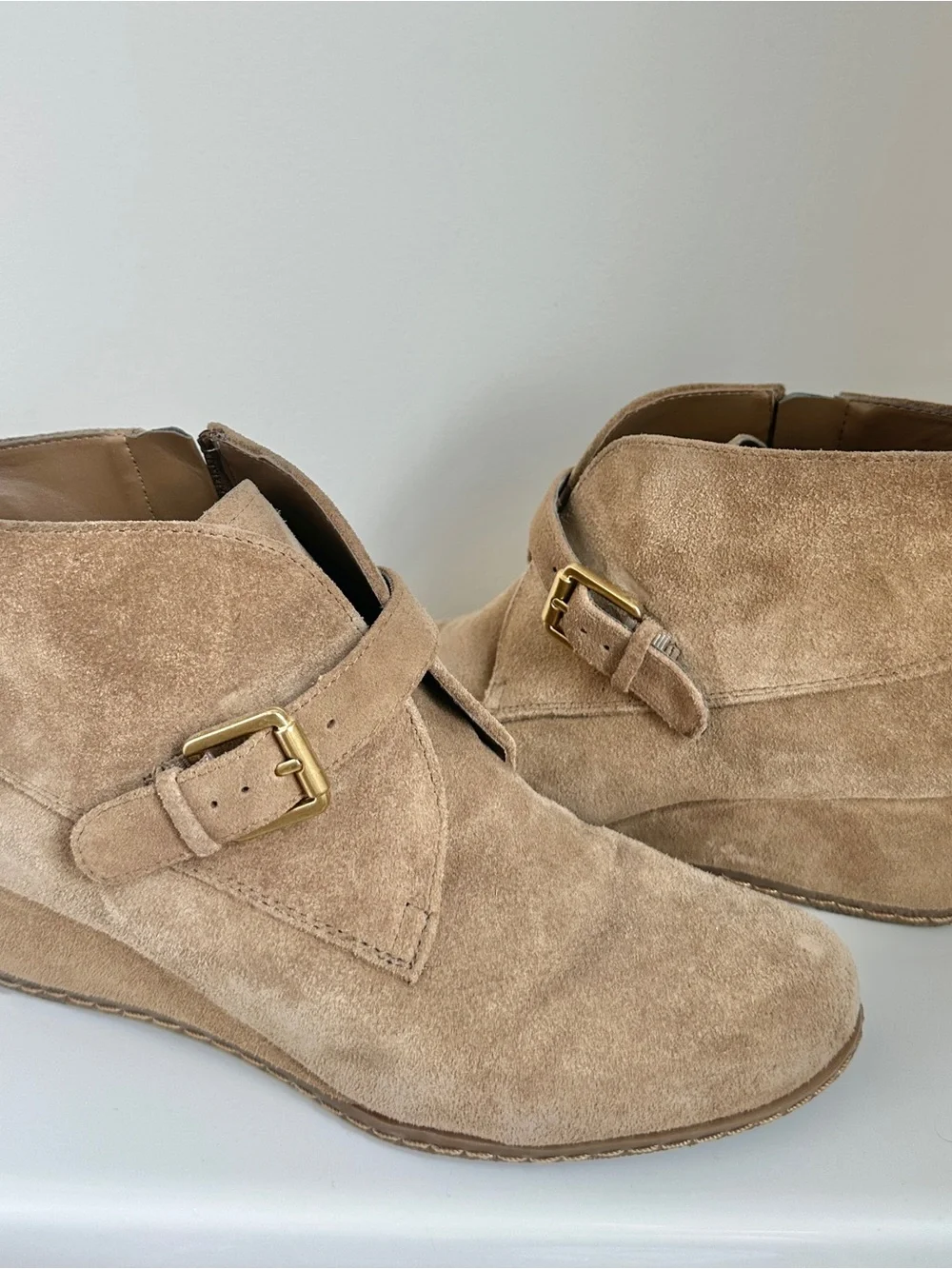 Franco Sarto Amerosa Buckle Wedge Bootie Tan Suede Size 9